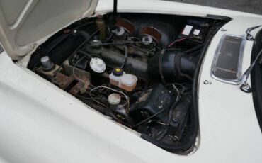 Volvo-1800-s-1968-white-18
