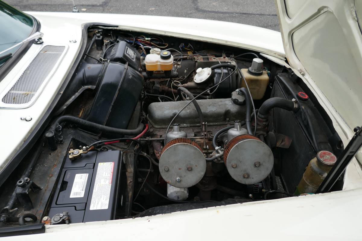Volvo-1800-s-1968-white-2