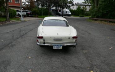 Volvo-1800-s-1968-white-9