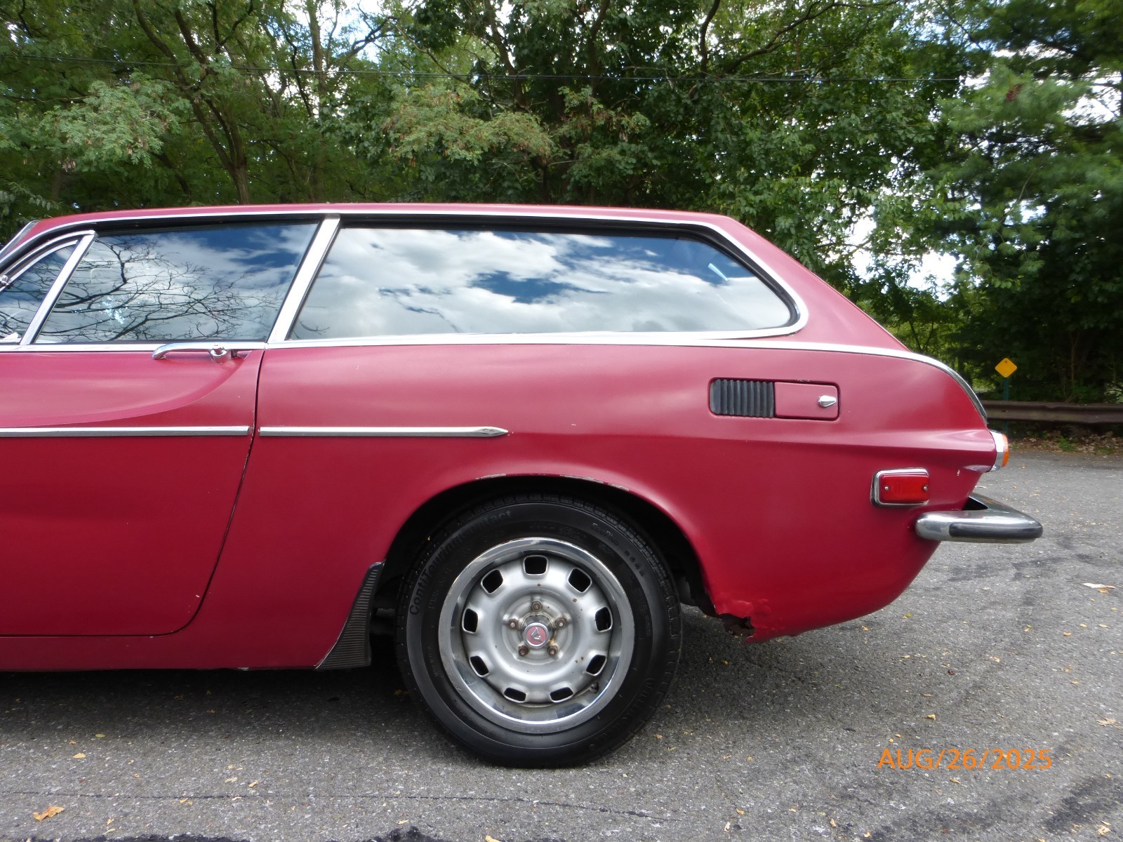 Volvo-1800ES-1973-Wagon-10