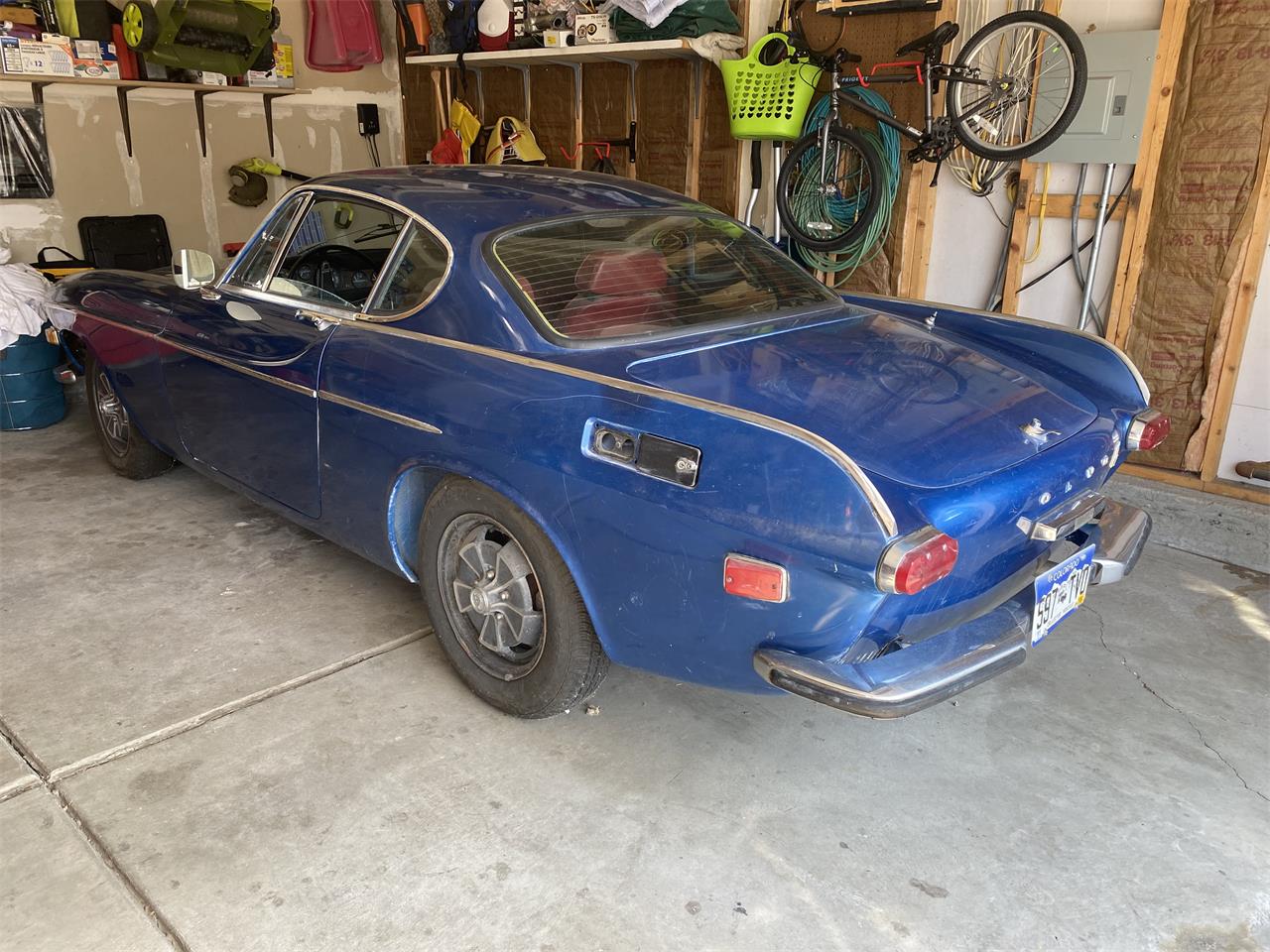 Volvo-1800es-1970-Blue-Red-2