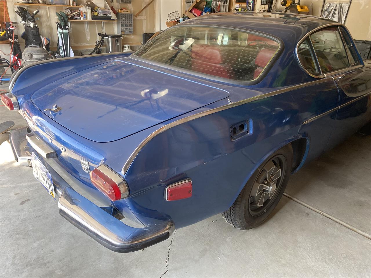 Volvo-1800es-1970-Blue-Red-8