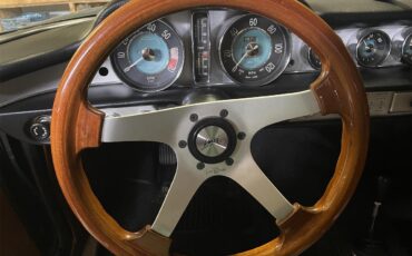 Volvo-1800s-1968-Green-Tan-2