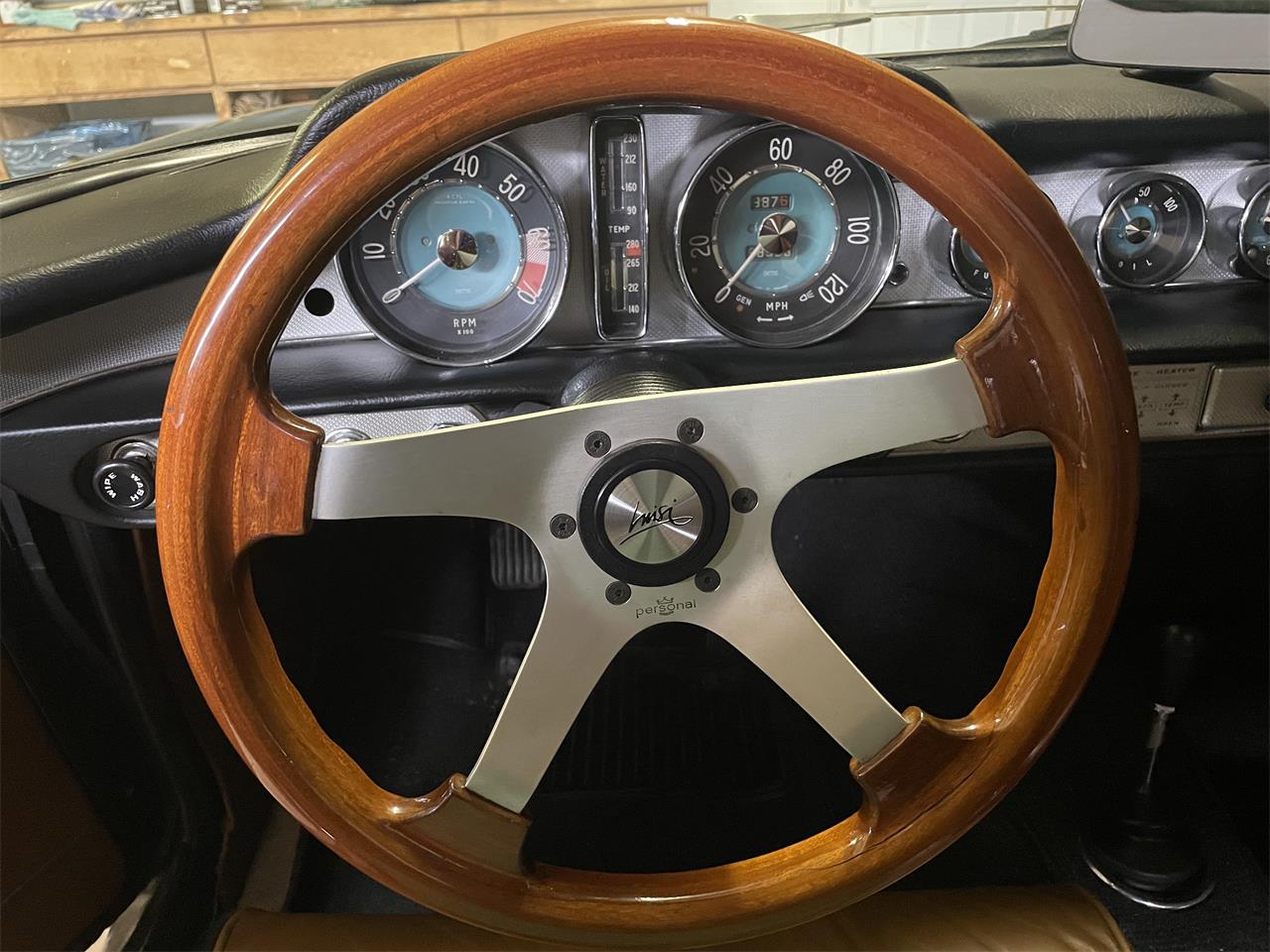 Volvo-1800s-1968-Green-Tan-2