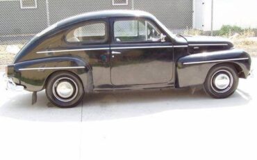 Volvo-1961-black-1