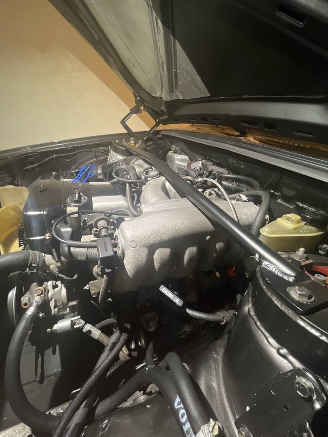 Volvo-1991-grey-12
