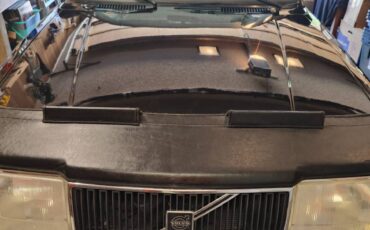 Volvo-1993-black-5