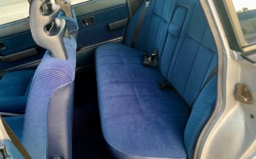 Volvo-240-1986-Sedan-14