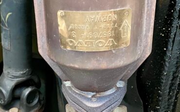 Volvo-240-1986-Sedan-32