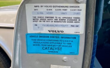 Volvo-240-1986-Sedan-33