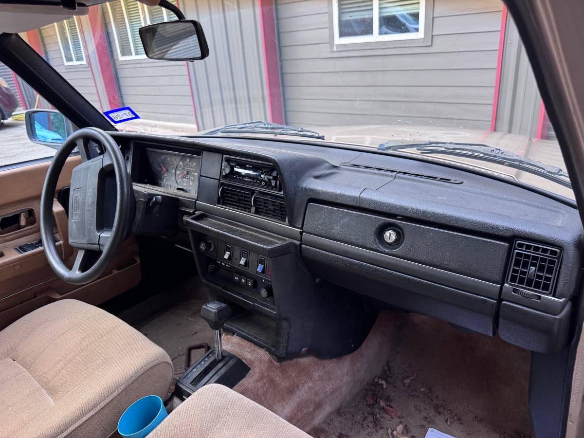 Volvo-240-1991-5