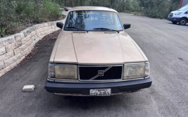 Volvo-240-1991-7