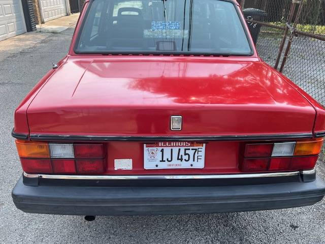 Volvo-240-1992-red-6