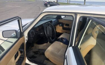 Volvo-240-1993-7