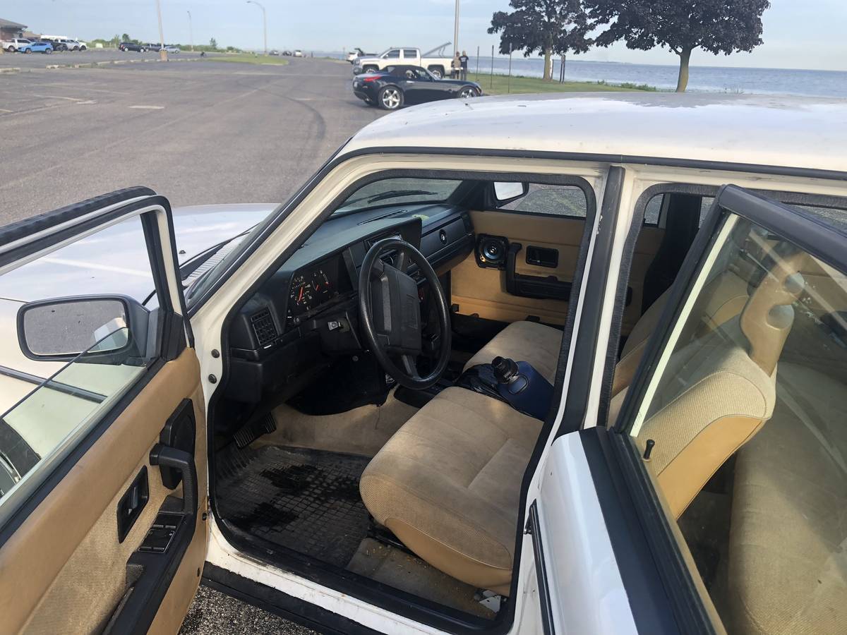 Volvo-240-1993-7