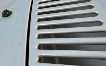 Volvo-240-1993-silver-14