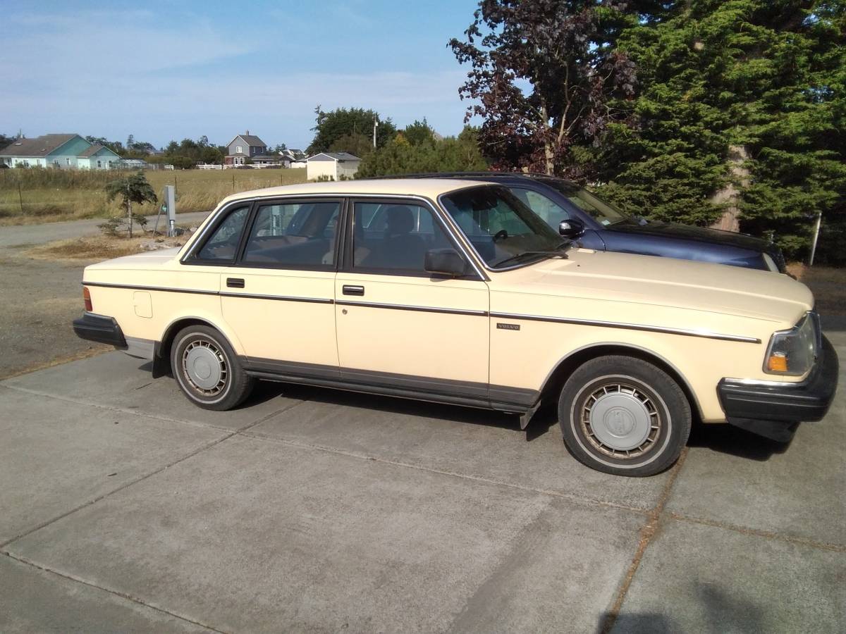 Volvo-240-d-1986-1