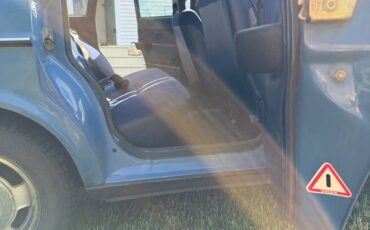 Volvo-240-dl-1985-blue-18