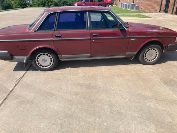Volvo-240-dl-1990-3