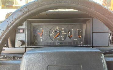 Volvo-240-dl-1990-5