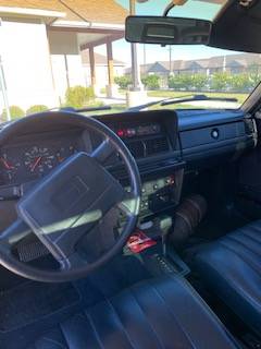 Volvo-240-dl-1990-silver-3