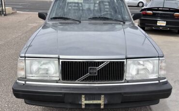 Volvo-240-dl-sedan-1991-silver-1