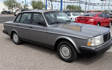 Volvo-240-dl-sedan-1991-silver-2