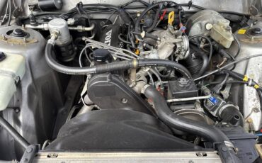 Volvo-240-dl-sedan-1991-silver-8