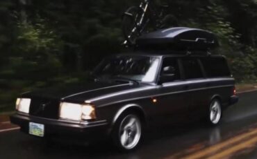 Volvo-240-estate-1992-grey-15