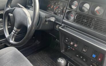 Volvo-240-estate-1992-grey-2