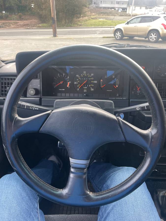 Volvo-240-estate-1992-grey-3