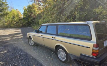 Volvo-240-wagon-1988-6