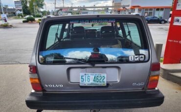 Volvo-240dl-wagon-1992-1