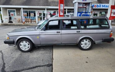 Volvo-240dl-wagon-1992-10