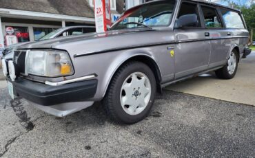 Volvo-240dl-wagon-1992-11