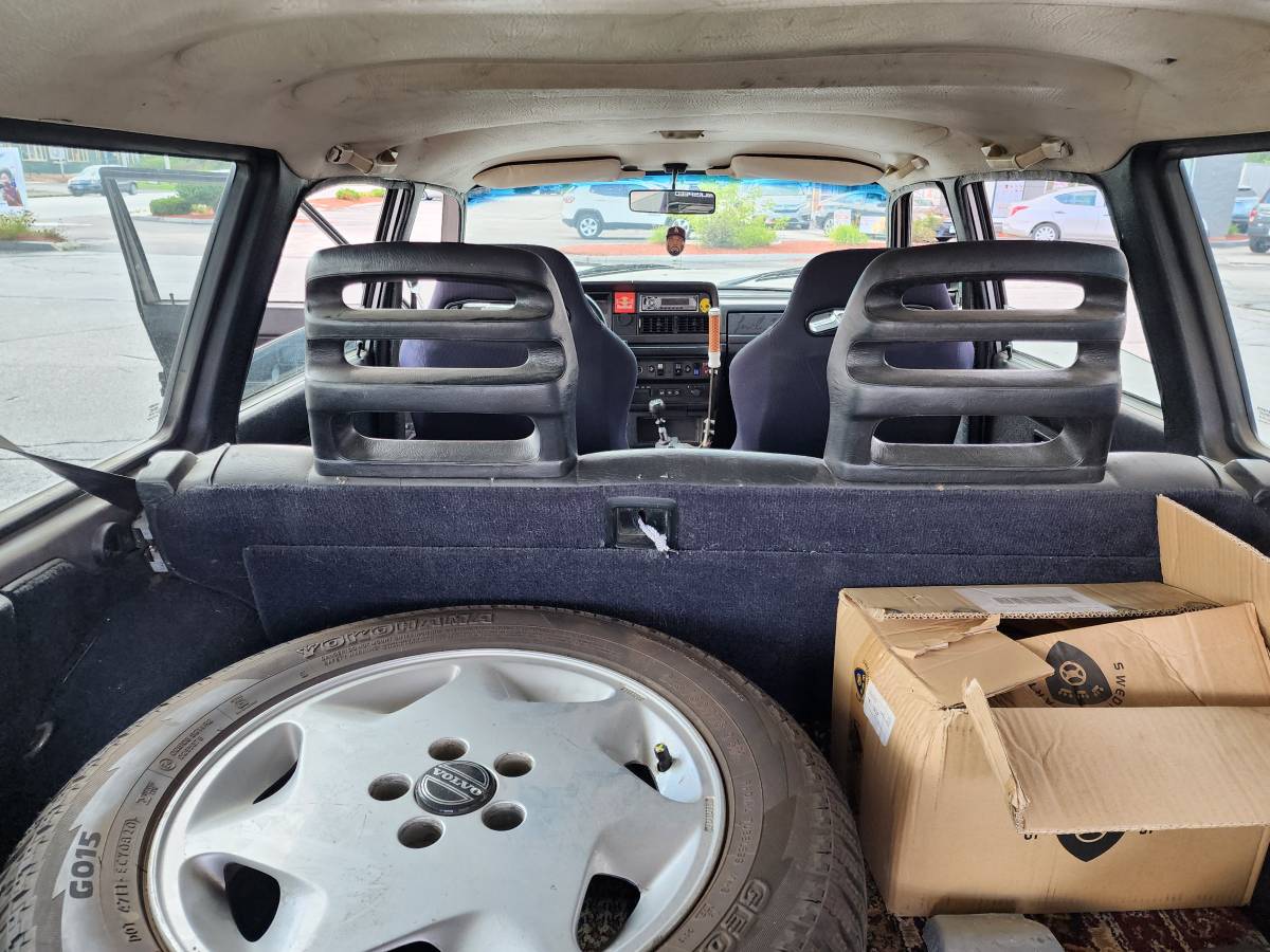 Volvo-240dl-wagon-1992-20