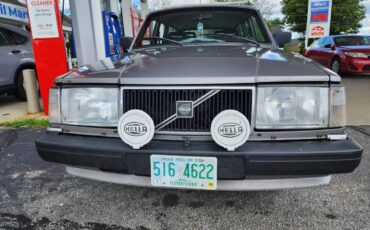 Volvo-240dl-wagon-1992-27