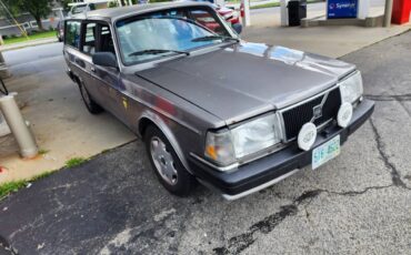 Volvo-240dl-wagon-1992-3
