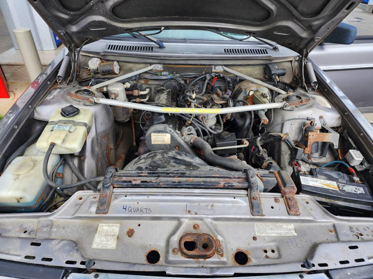 Volvo-240dl-wagon-1992-31