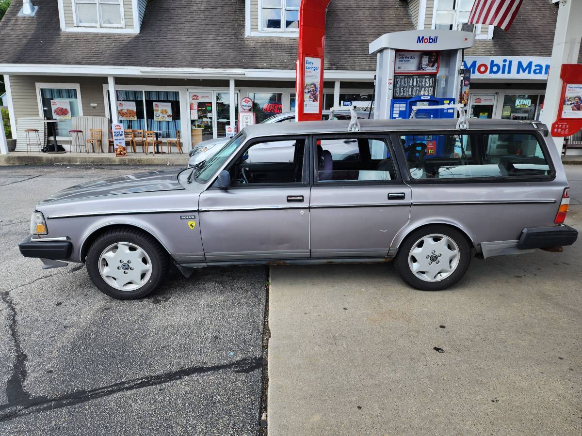 Volvo-240dl-wagon-1992-4