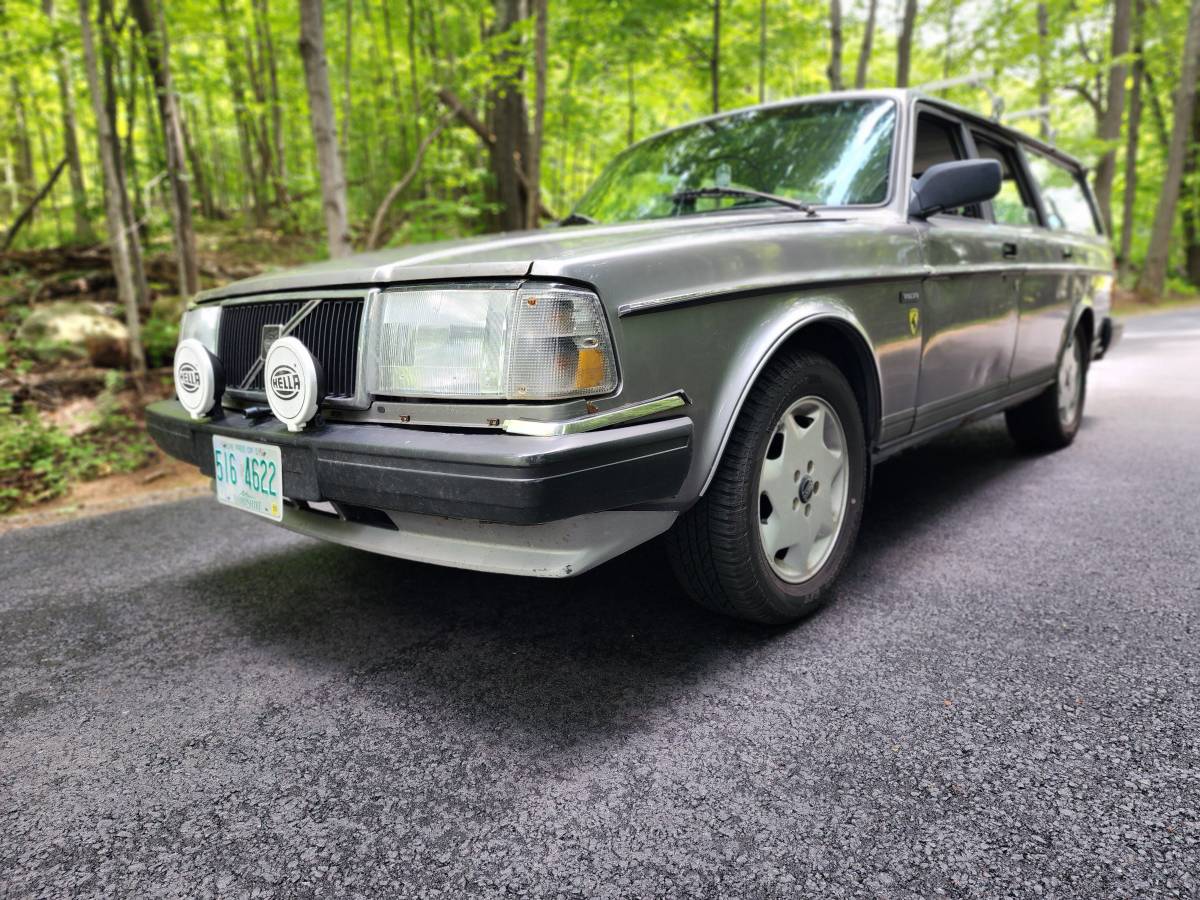 Volvo-240dl-wagon-1992-6