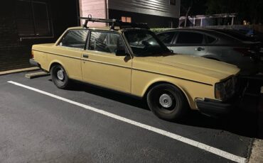 Volvo-242-1982-4