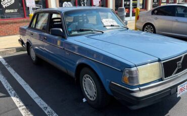 Volvo-244-1986-blue-10