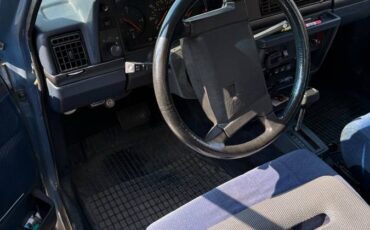 Volvo-244-1986-blue-5
