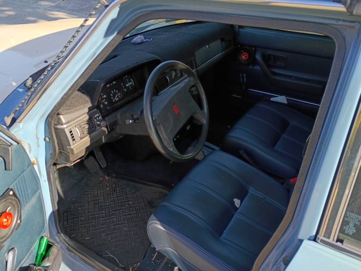 Volvo-245-1980-blue-1