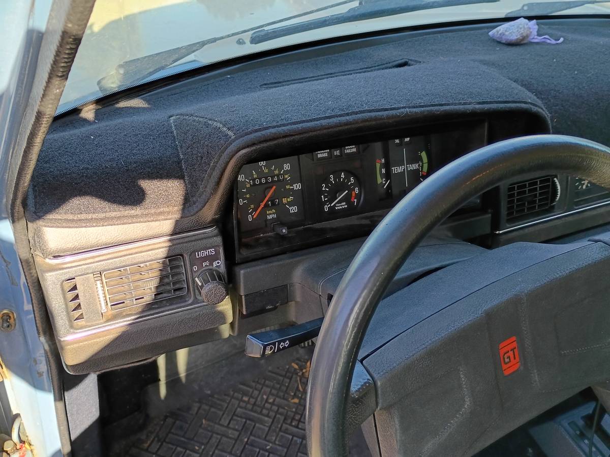 Volvo-245-1980-blue-2