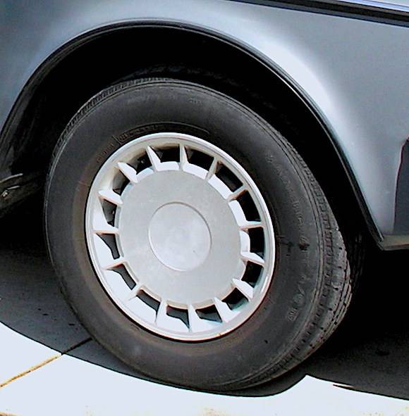 Volvo-245-1990-19