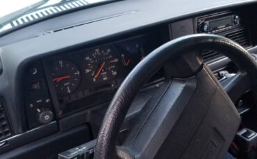 Volvo-245-1992-2