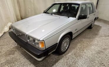 Volvo-740-1989-Sedan-1