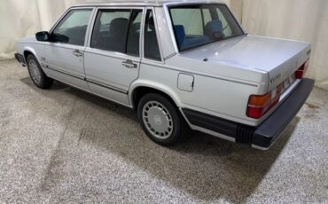 Volvo-740-1989-Sedan-3